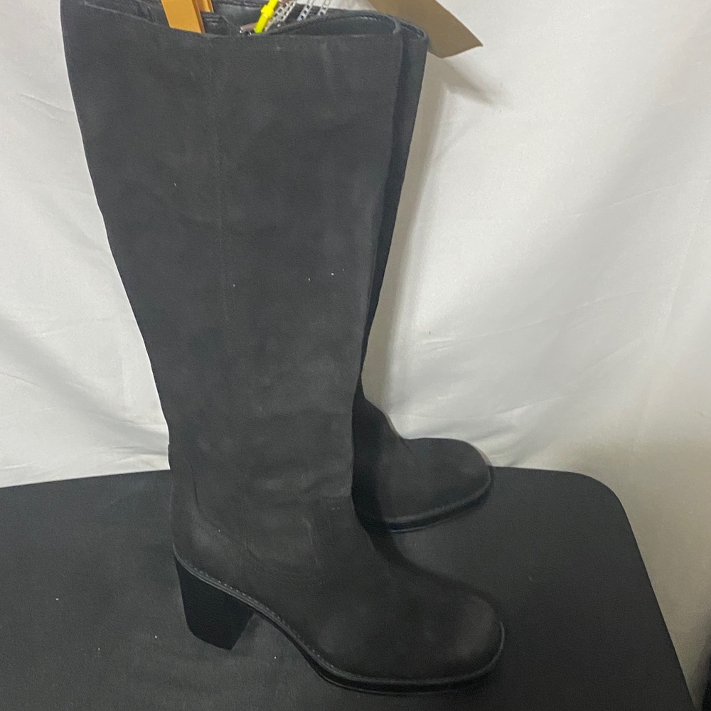 NWT CHELSEA & VIOLET WO SIZE 11 BLACK SUEDE LEATHER KNEE HIGH BOOTS